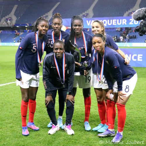 Foot féminin FRANCE-PAYS-BAS