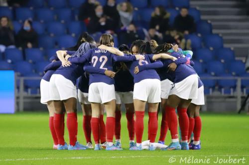 Foot féminin FRANCE-PAYS-BAS